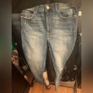 Cute semi ripped skinny jeans